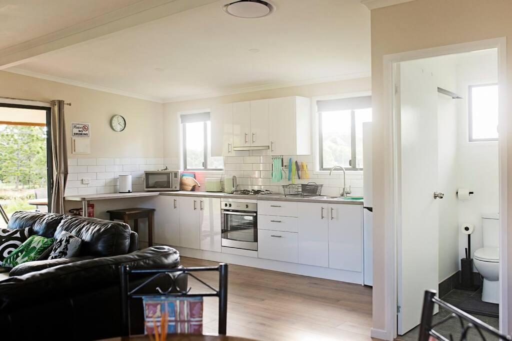 Pinbarren Green Lodges Noosa エクステリア 写真